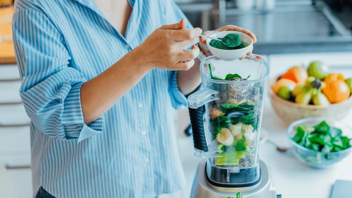How Spirulina Can Boost Your Endurance Performance